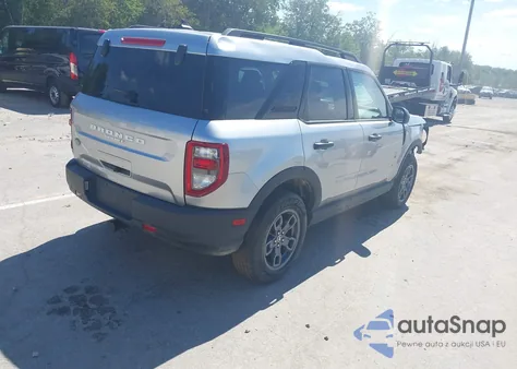 2021 Ford Bronco Sport Big Bend z USA, uszkodzony, nr VIN 3FMCR9B68MRB21918